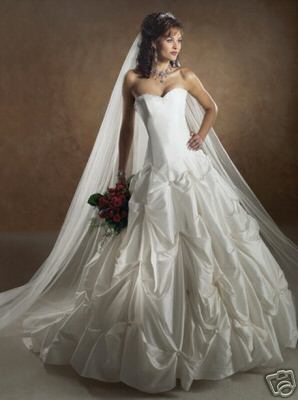 sa c'est ma robe de marier elle est belle